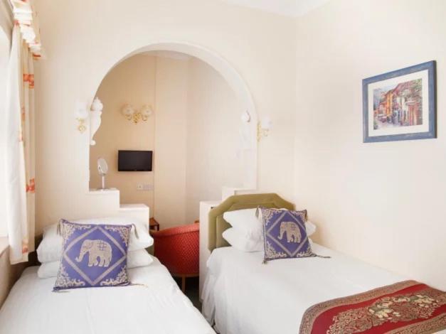 Myroomz Tudor Rose Original Блекпул Екстериор снимка